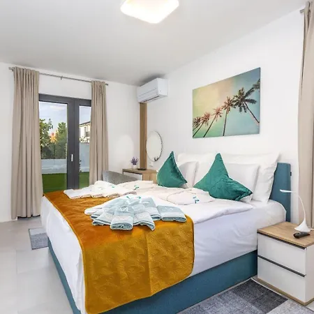 Apartment Luna Malinska